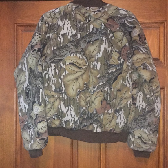 Pro Hunter Camouflage Jacket - Picture 2 of 6